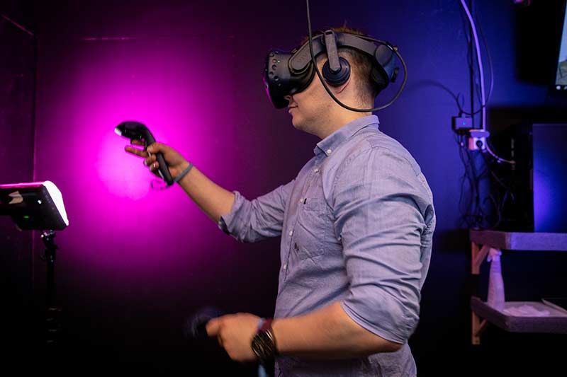 VIRTUAL REALITY -ELÄMYS